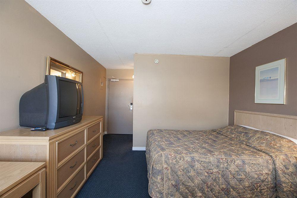 Admiral Inn By The Falls Niagarawatervallen Buitenkant foto