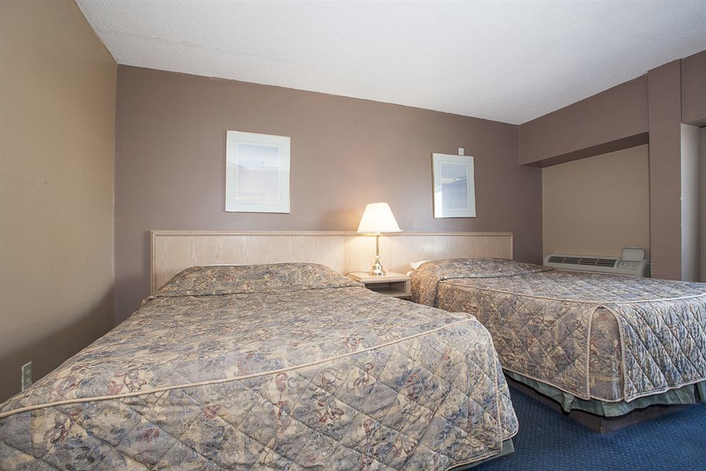 Admiral Inn By The Falls Niagarawatervallen Buitenkant foto