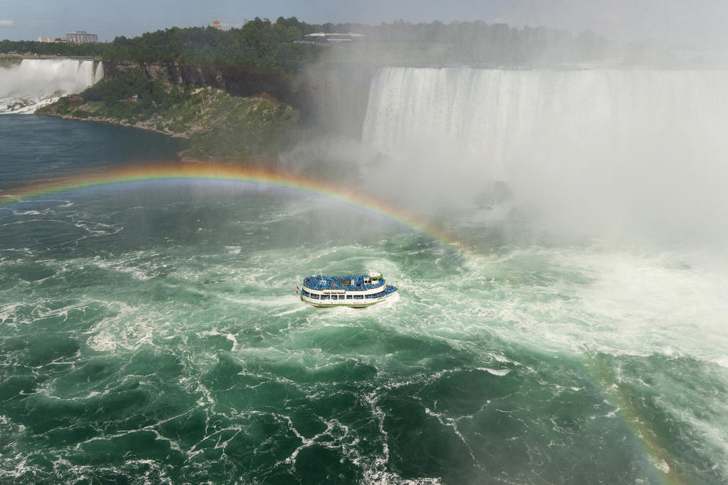 Admiral Inn By The Falls Niagarawatervallen Buitenkant foto